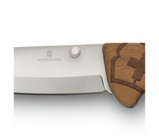 VICTORINOX HUNTER PRO EVOKE LEGNO